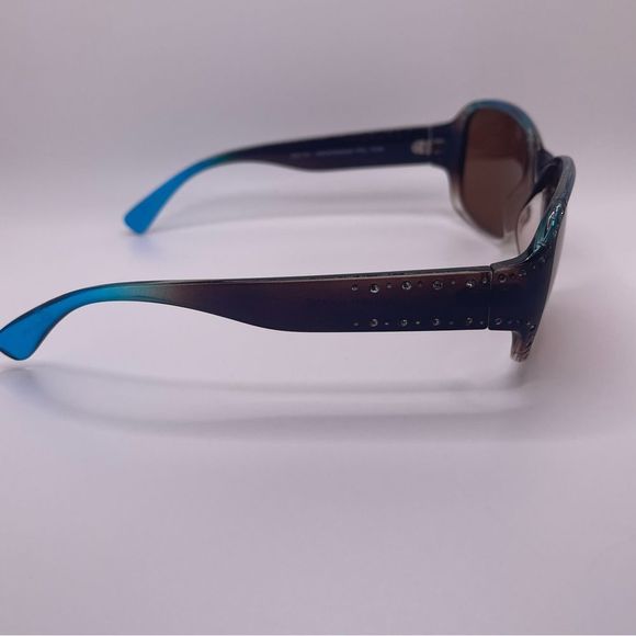 Foster Grant Polarized Brown to Blue Ombré with Rhinestones accents - Picture 7 of 11